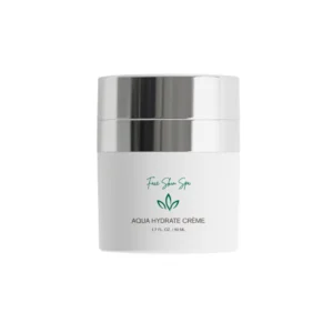 Hydrating facial crème with green leaf logo